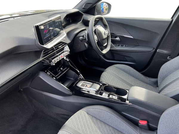 Used Peugeot 2008 2025 for sale - 76154715: Photo 11