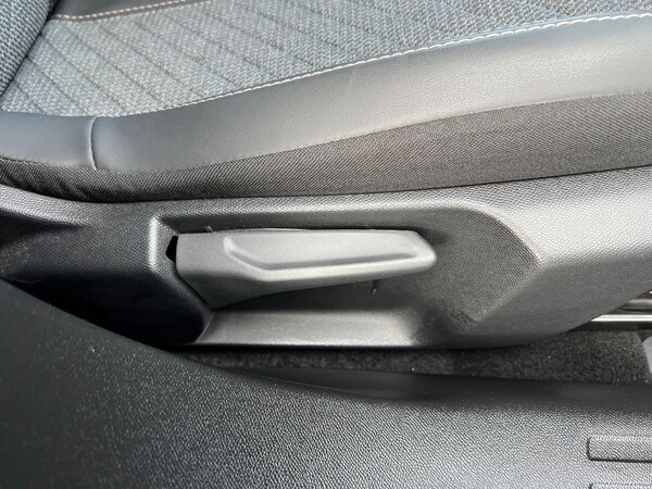 Used Peugeot 2008 2025 for sale - 76154715: Photo 30