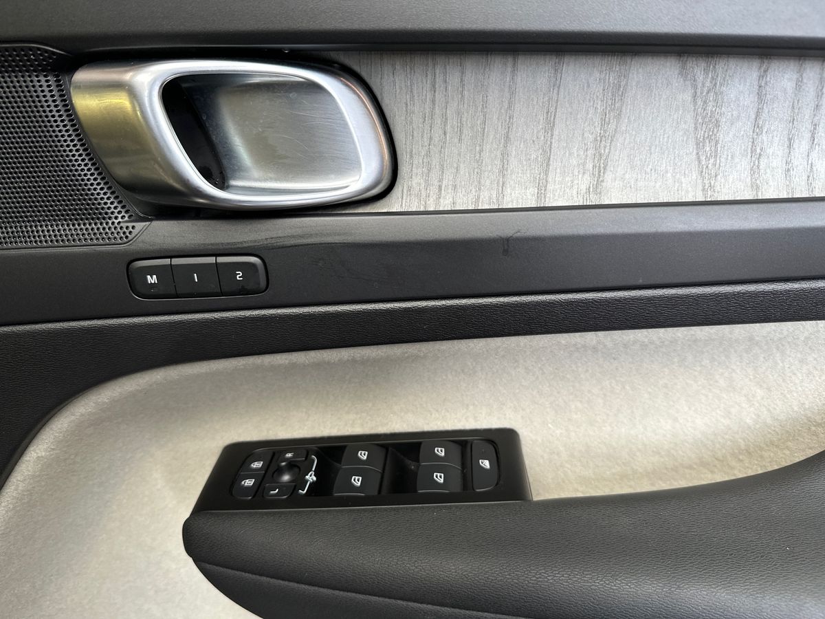 Used Volvo XC40 2022 for sale - 77710939: Photo 25