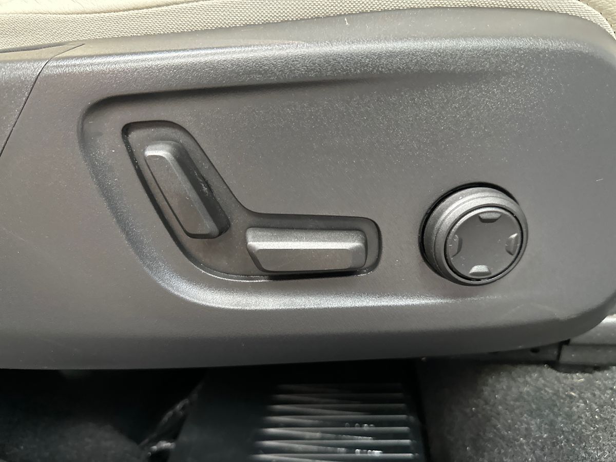 Used Volvo XC40 2022 for sale - 77710939: Photo 30