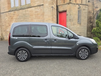 Used Peugeot Partner Tepee 2016 for sale - 77337036: Photo