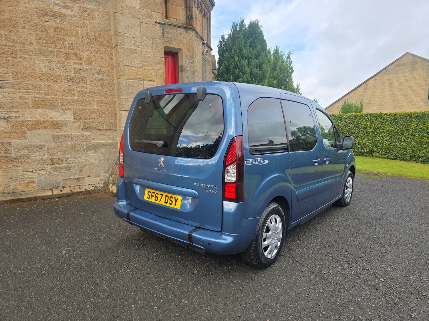 Used Peugeot Partner Tepee 2017 for sale - 75923232: Photo 10