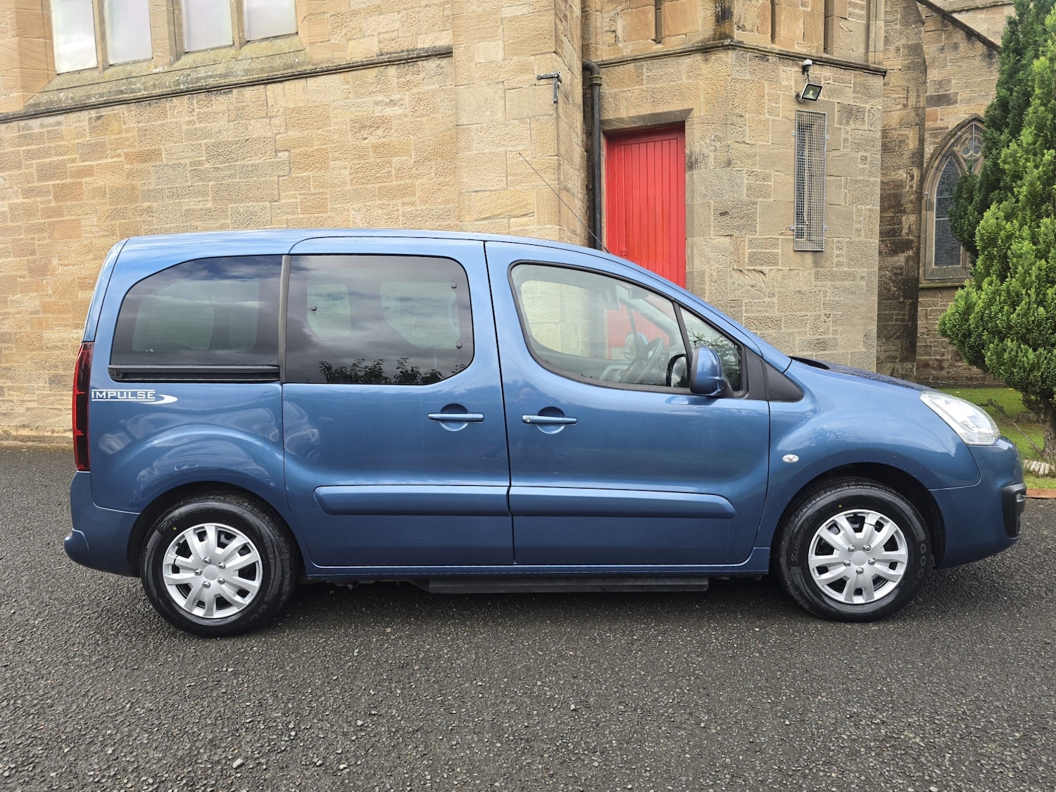 Used Peugeot Partner Tepee 2017 for sale - 75923232: Photo 6