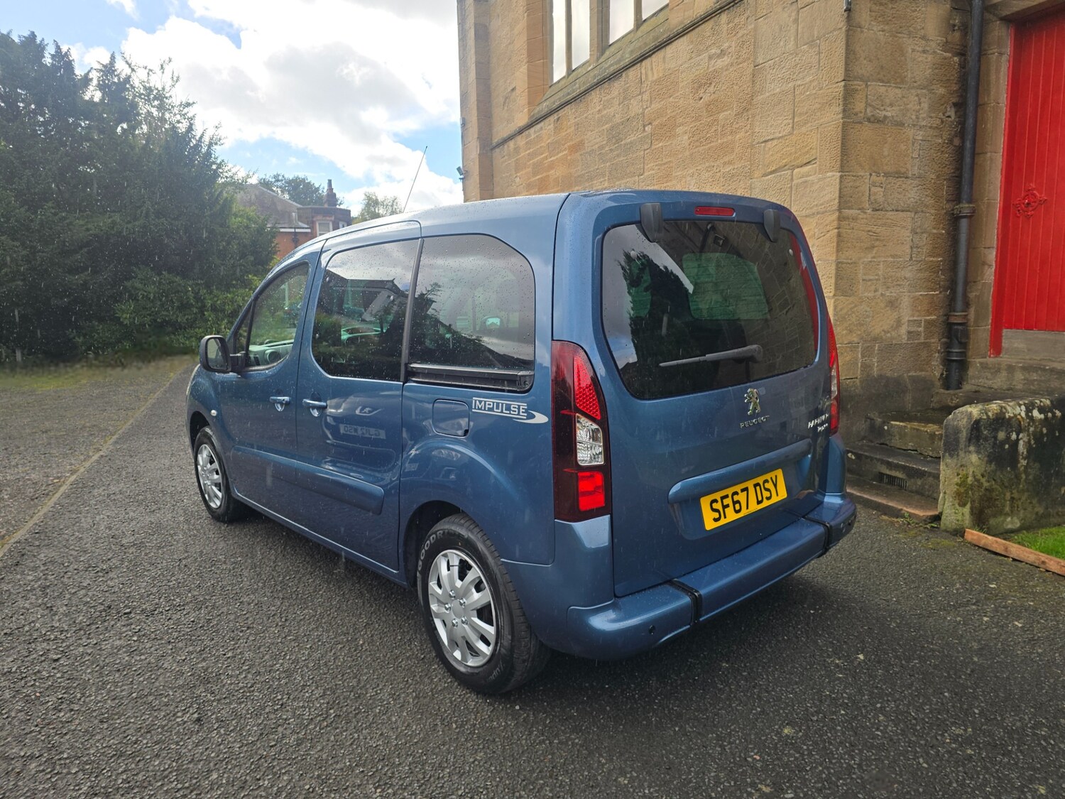 Used Peugeot Partner Tepee 2017 for sale - 75923232: Photo 9