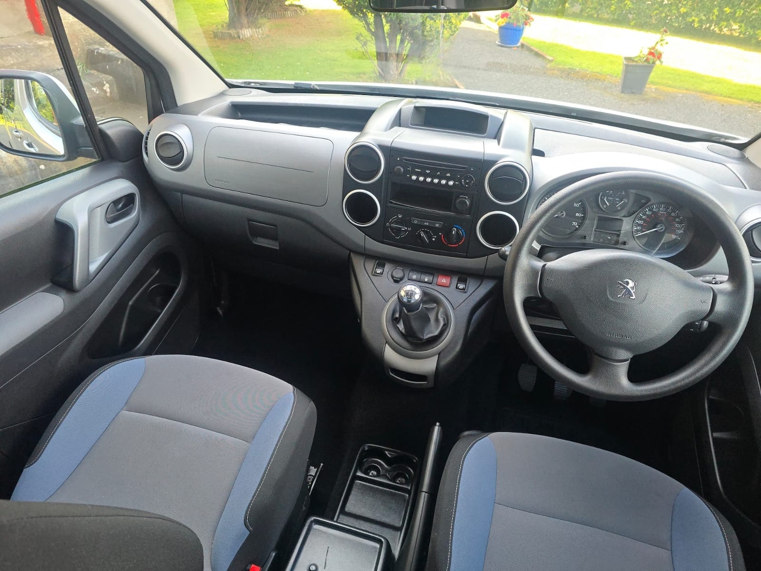 Vehicle 25