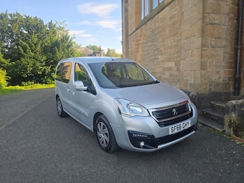 Used Peugeot Partner Tepee 2016 for sale - 75527070: Photo