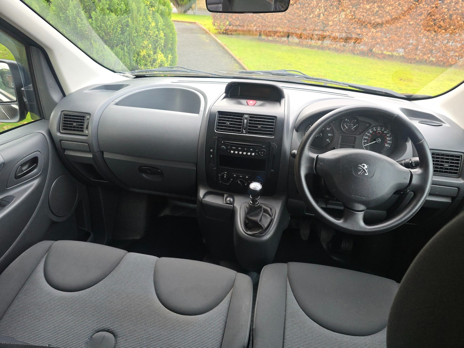 Used Peugeot Expert Tepee 2014 for sale - 77012437: Photo 23