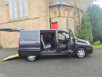 Used Peugeot Expert Tepee 2014 for sale - 77012437: Photo