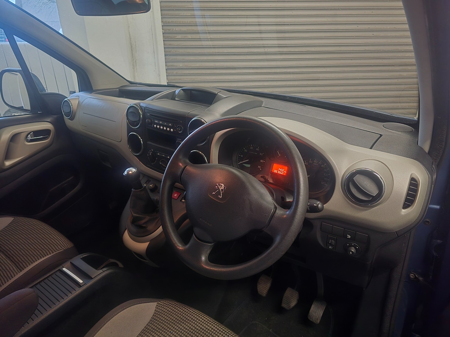 Used Peugeot Partner Tepee 2014 for sale - 78031841: Photo 25