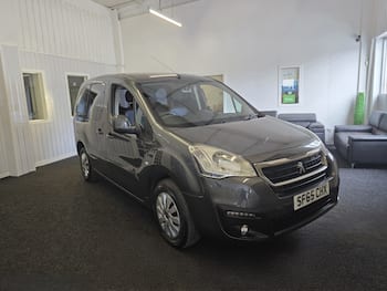 Used Peugeot Partner Tepee 2015 for sale - 79616695: Photo