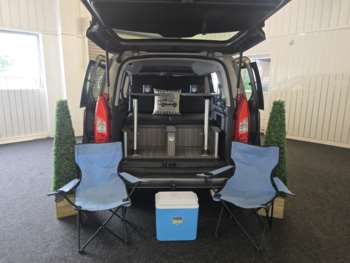 2012 (12) - 1.6 HDi 92 S 5dr