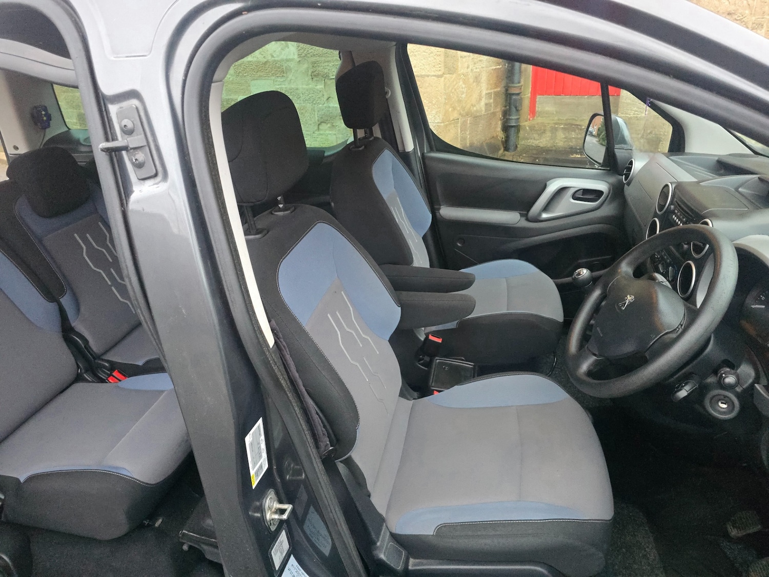 Used Peugeot Partner Tepee 2016 for sale - 77681557: Photo 22