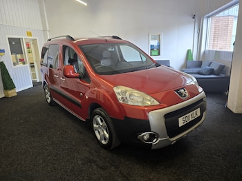 Used Peugeot Partner Tepee 2011 for sale - 79004362: Photo