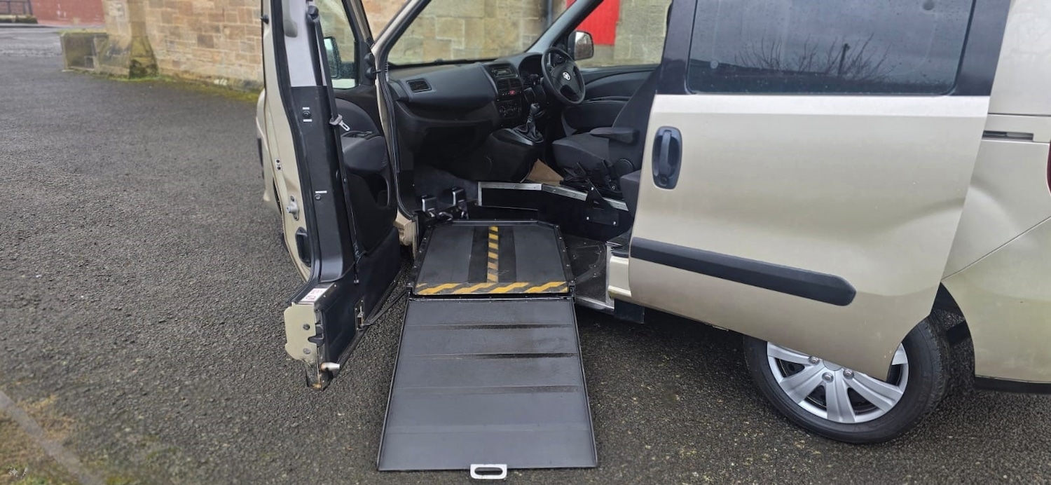 Used Fiat Doblo 2011 for sale - 77289010: Photo 15