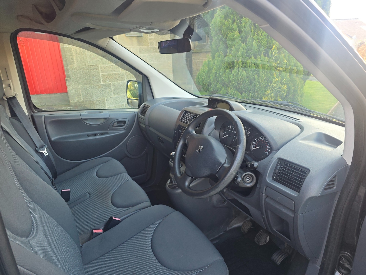 Used Peugeot Expert Tepee 2014 for sale - 78199311: Photo 18