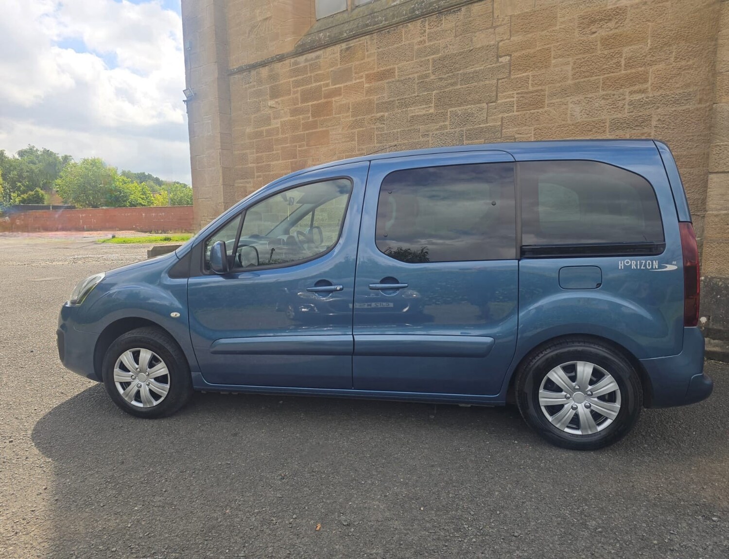 Used Peugeot Partner Tepee 2016 for sale - 77476069: Photo 6