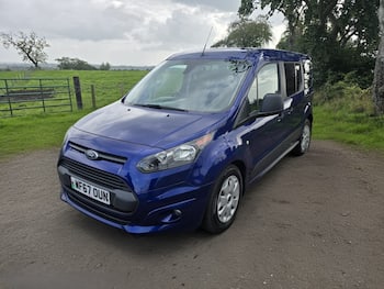 Used Ford Grand Tourneo Connect 2017 for sale - 79815110: Photo