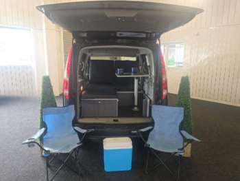 2010 (60) - 1.6 Expression Automatic = 3 In 1 Micro Camper 5-Door
