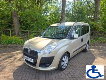 2011 (11) - 1.4 16V Dynamic = Wheelchair Accessible Vehicle 5-Door