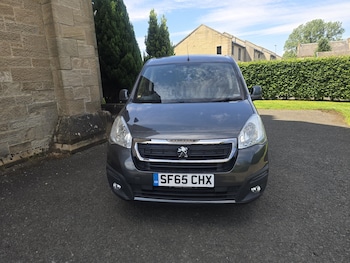 Used Peugeot Partner Tepee 2015 for sale - 78992026: Photo