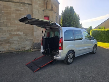 Used Peugeot Partner Tepee 2016 for sale - 78857073: Photo