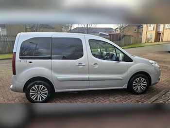 Used Peugeot Partner Tepee 2015 for sale - 78243189: Photo