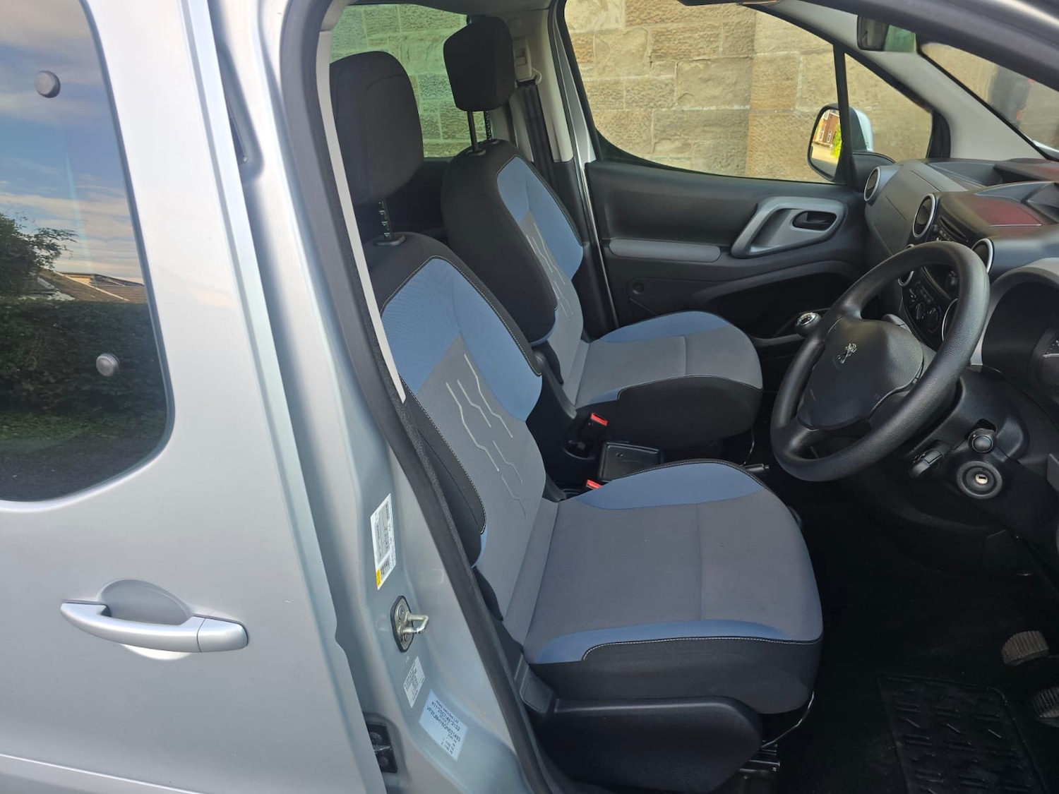 Used Peugeot Partner Tepee 2016 for sale - 76156909: Photo 22