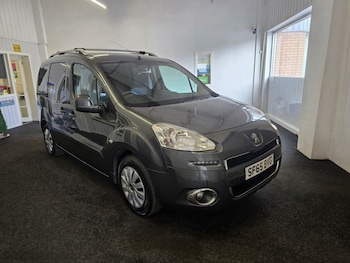 Used Peugeot Partner Tepee 2015 for sale - 77996968: Photo