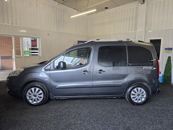 Used Peugeot Partner Tepee 2015 for sale - 77996968: Photo