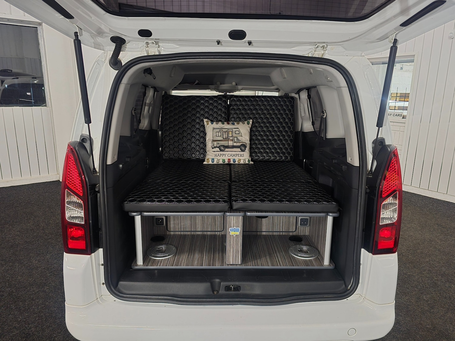 Used Citroen Berlingo Multispace 2015 for sale - 76906405: Photo 15