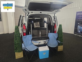 2015 (65) - 1.6 BlueHDi 100 Feel Edition Automatic 5-Door