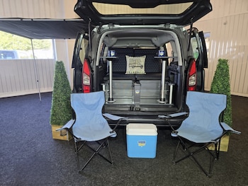 Used Peugeot Partner Tepee 2014 for sale - 75529952: Photo