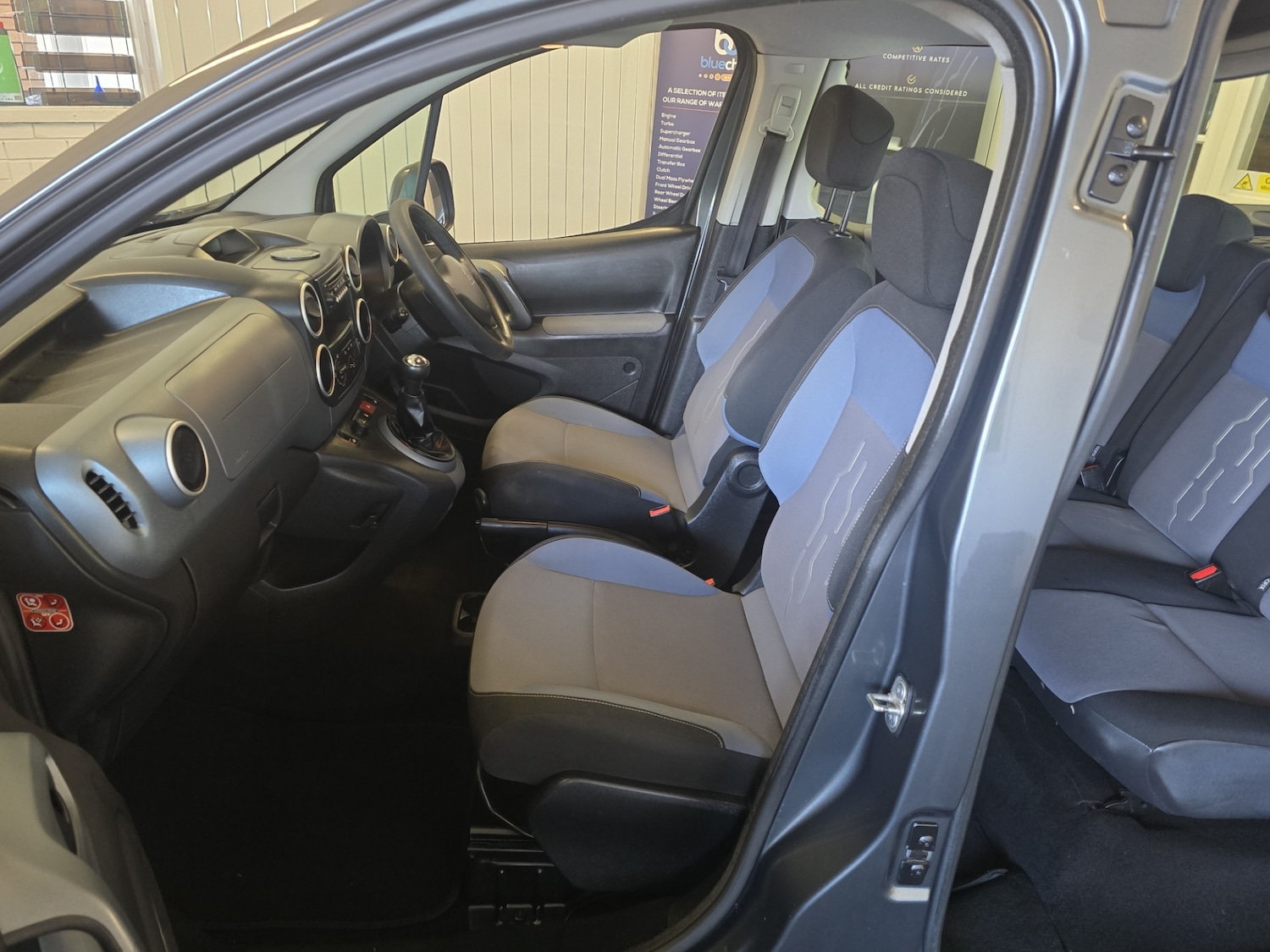 Vehicle 29