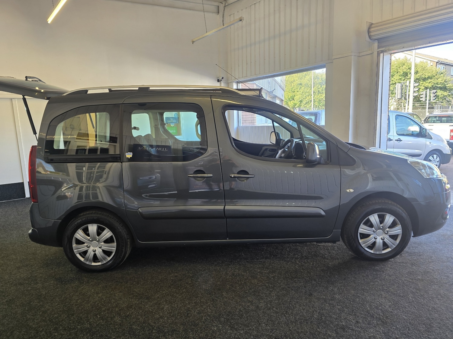 Vehicle 5