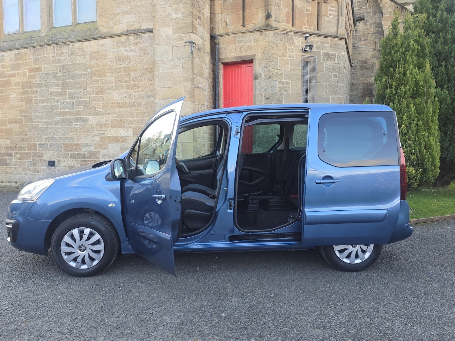 Used Peugeot Partner Tepee 2016 for sale - 78198143: Photo 23