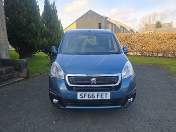 Used Peugeot Partner Tepee 2016 for sale - 78198143: Photo