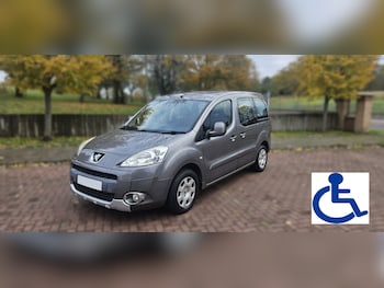 2010 (59) - 1.6 HDi 75 S = Wheelchair Accessible Vehicle 5-Door
