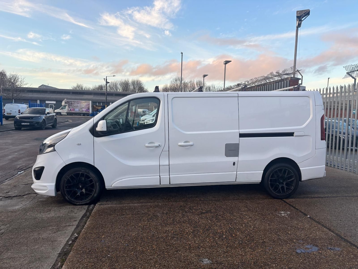 Used Vauxhall Vivaro 2018 for sale - 77234689: Photo 8
