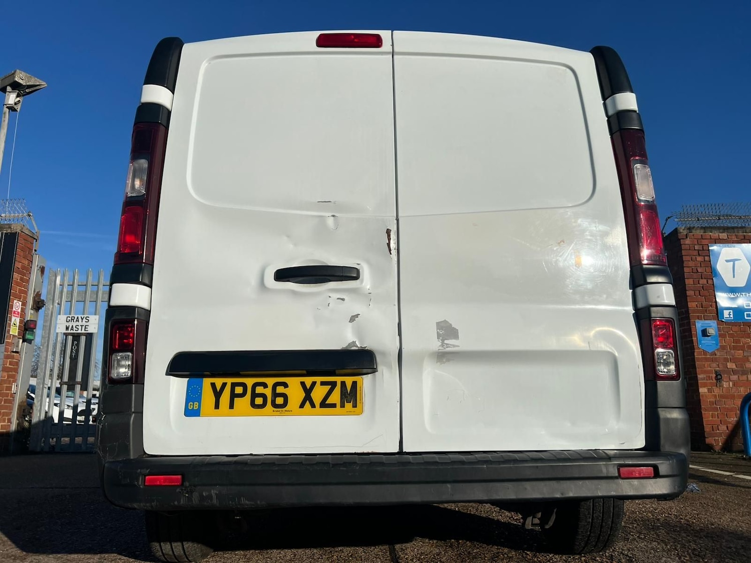 Used Vauxhall Vivaro 2016 for sale - 77205818: Photo 23