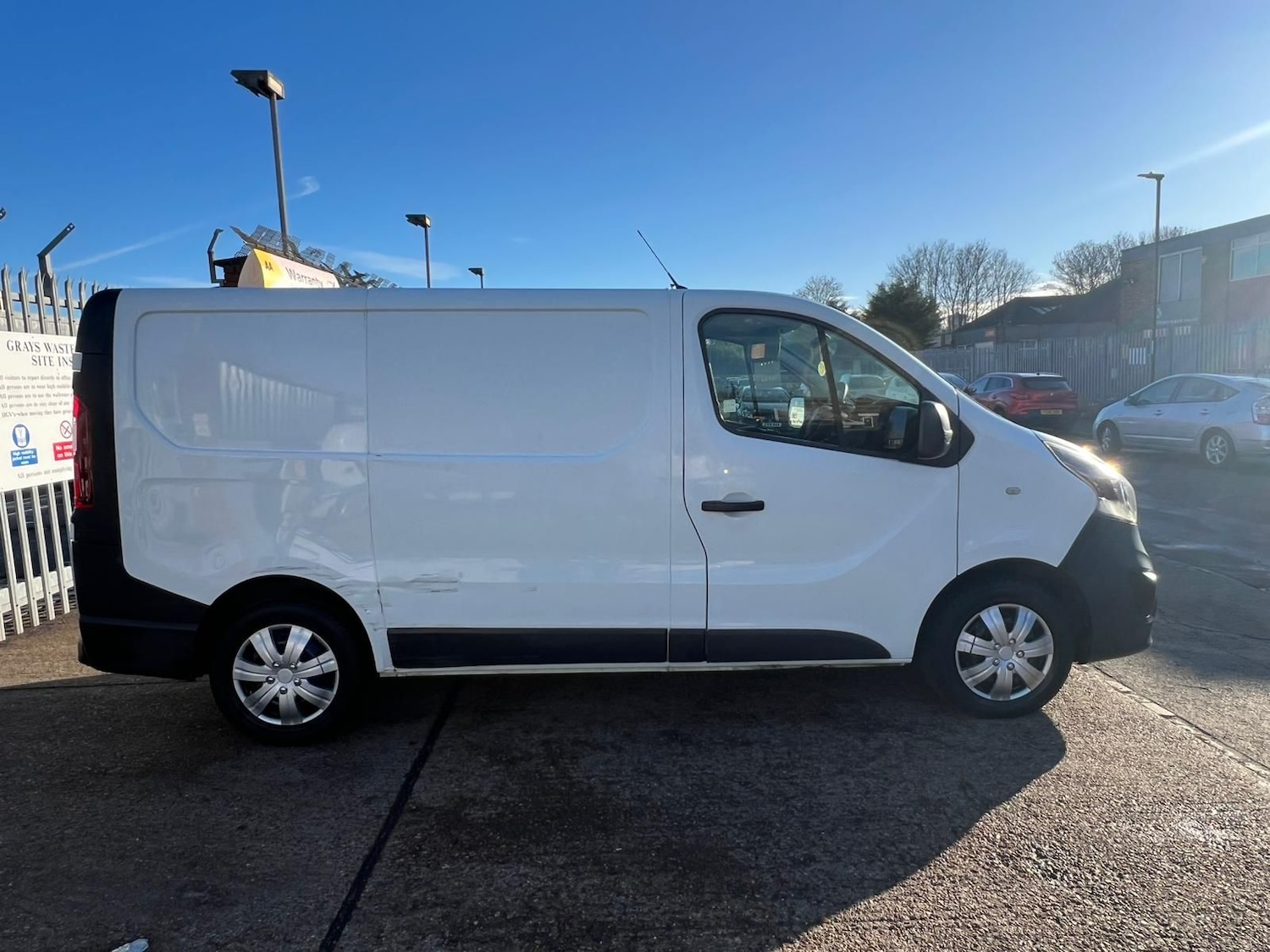 Used Vauxhall Vivaro 2016 for sale - 77205818: Photo 7
