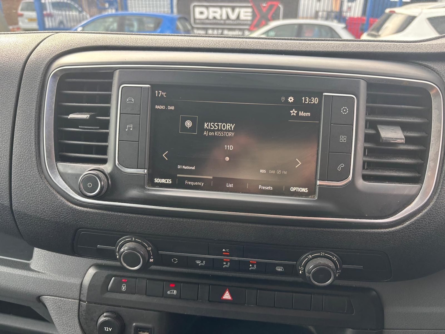 Used Vauxhall Vivaro 2020 for sale - 76400594: Photo 11