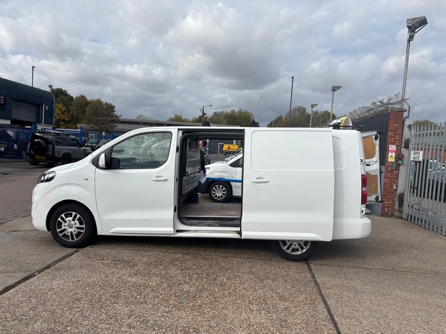 Used Vauxhall Vivaro 2020 for sale - 76400594: Photo 17