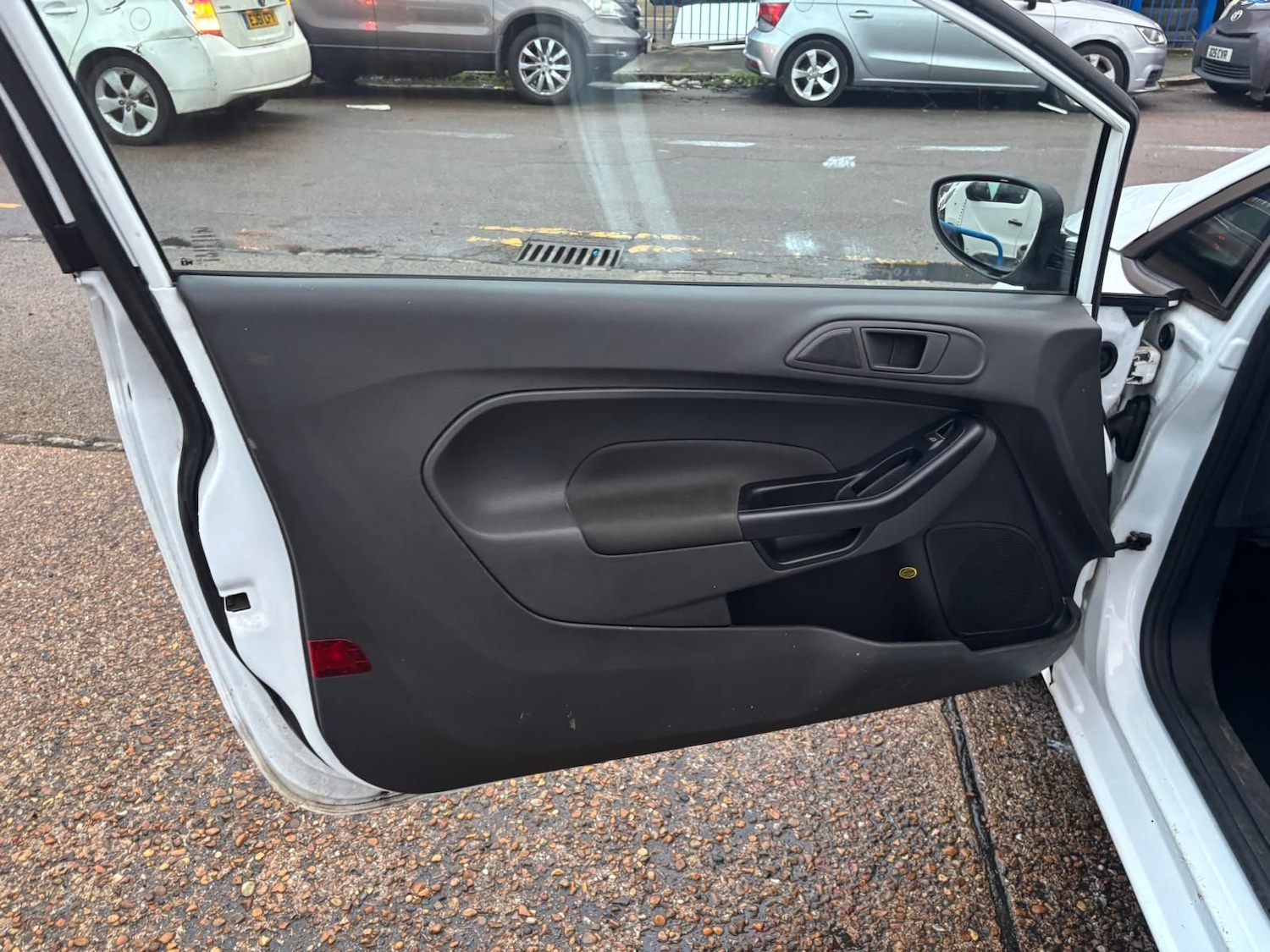 Used Ford Fiesta 2016 for sale - 77196775: Photo 21