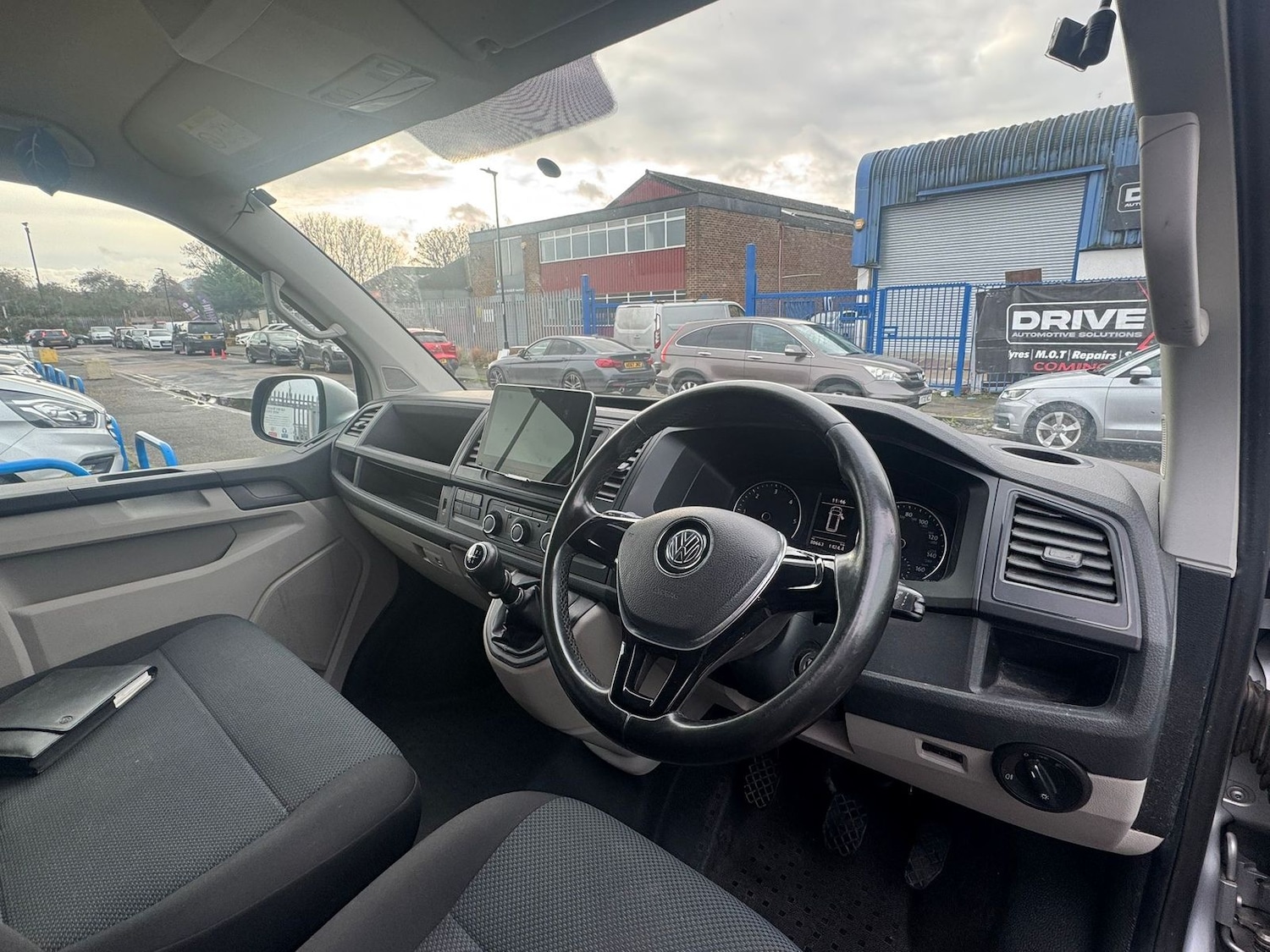 Used Volkswagen Transporter 2016 for sale - 76901634: Photo 4