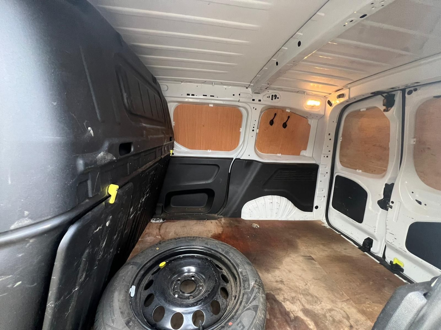 Used Peugeot Partner 2021 for sale - 77205817: Photo 26