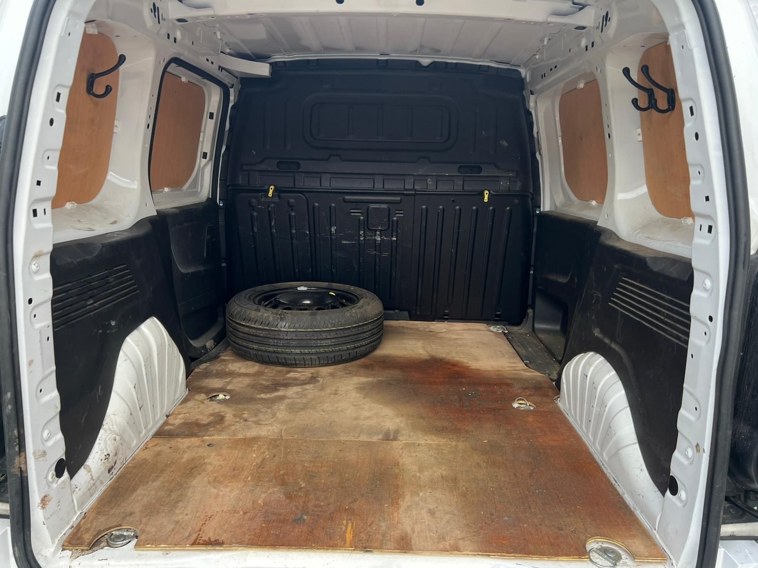 Used Peugeot Partner 2021 for sale - 77205817: Photo 27