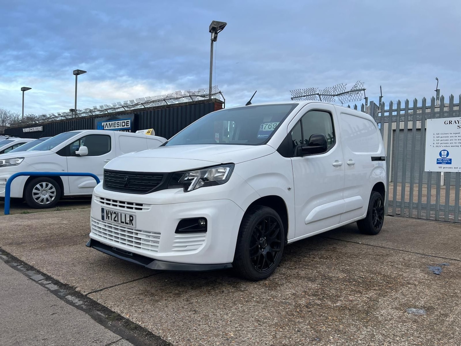 Used Peugeot Partner 2021 for sale - 77205817: Photo 3