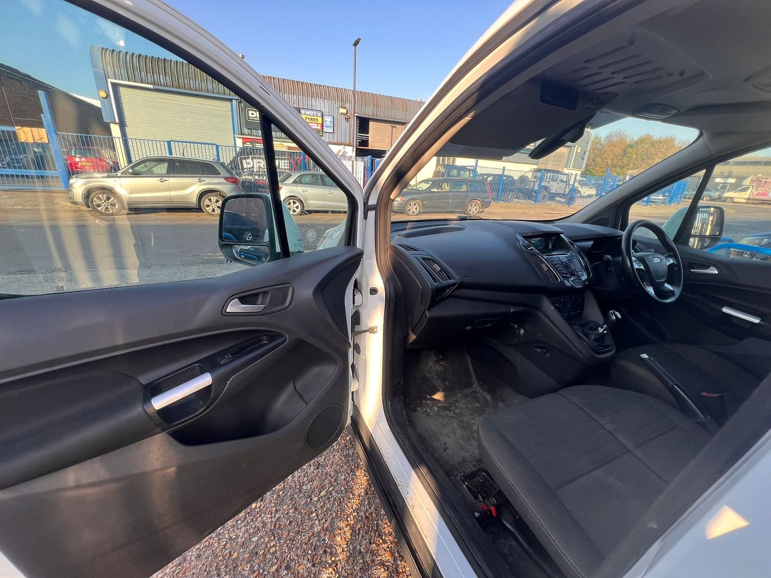 Used Ford Transit Connect 2017 for sale - 78175852: Photo 18