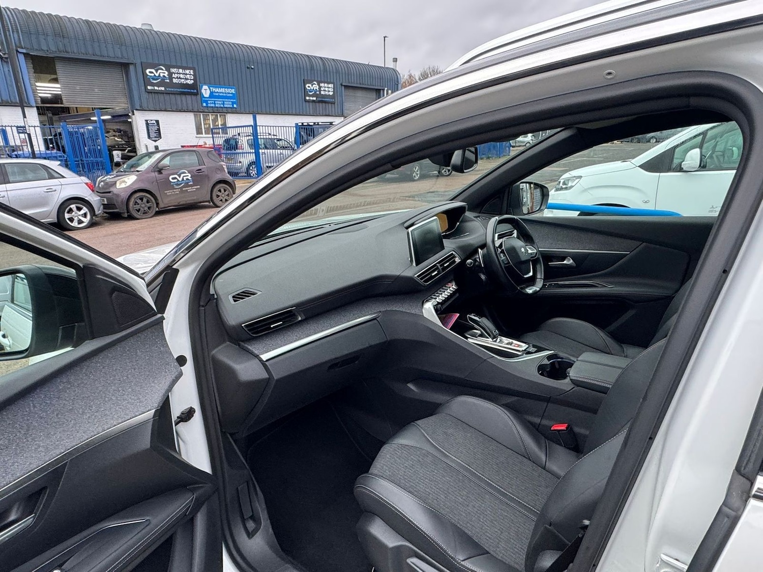 Used Peugeot 3008 2019 for sale - 76901636: Photo 7