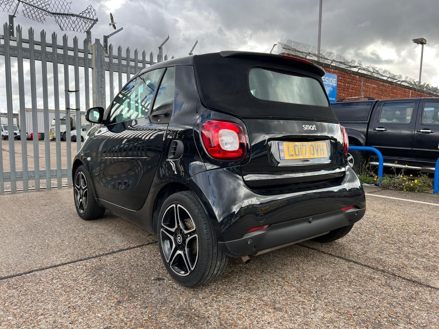 Used smart fortwo 2017 for sale - 76668319: Photo 7